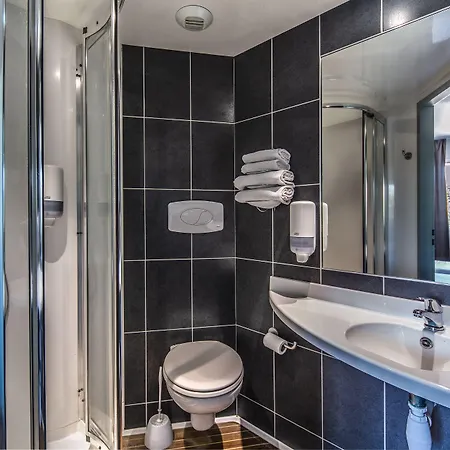 Hotel Perpignan 3*